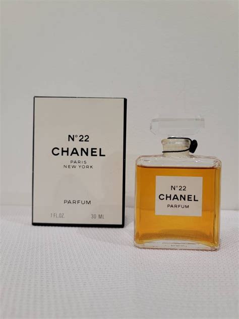 vintage chanel no 22|chanel no 22 sample.